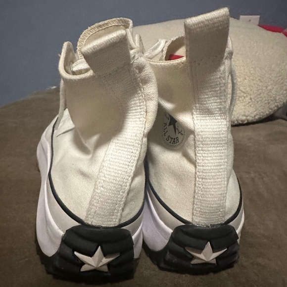 Converse Run Star Hike High canvas platform sneakers in white, size: 8.5 Women - Picture 4 of 7